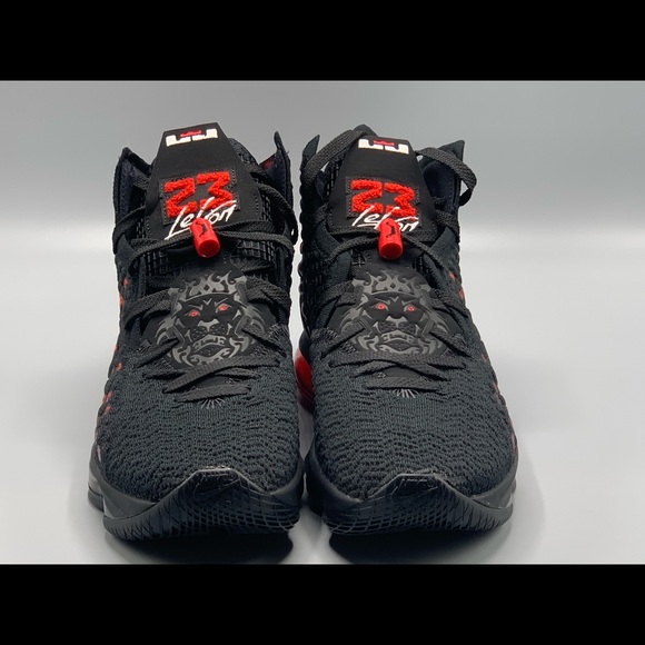 Nike LeBron 17 Infrared Size 9 BQ3177-006 - Picture 2 of 6